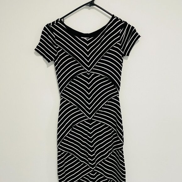 Bailey 44 Black and White Striped Short Sleeve Dress Size XS - Picture 2 of 13